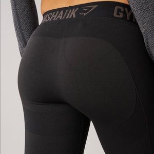 NWT Flex Leggings in Black Marl/Black Size Small